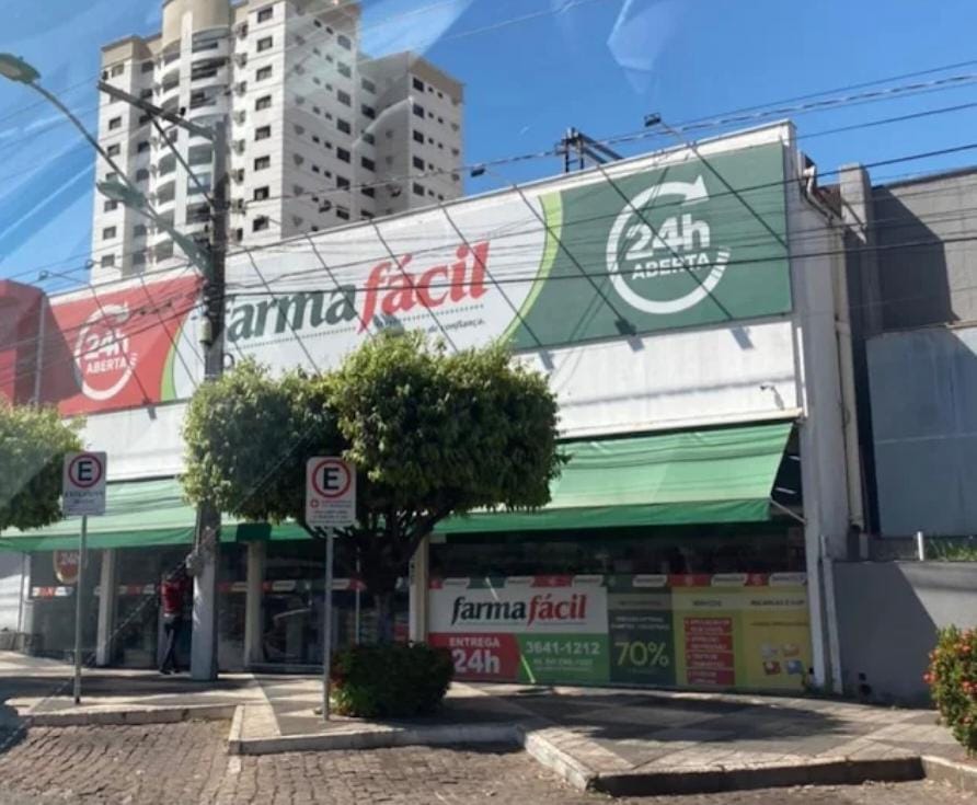 Farma Fácil Fachada